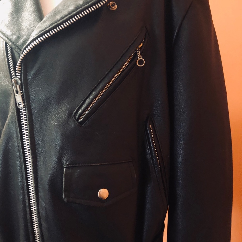 Leather jacket - Picture 3 of 8